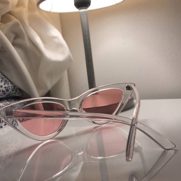 Pink sunglasses bundle - Picture 4 of 4